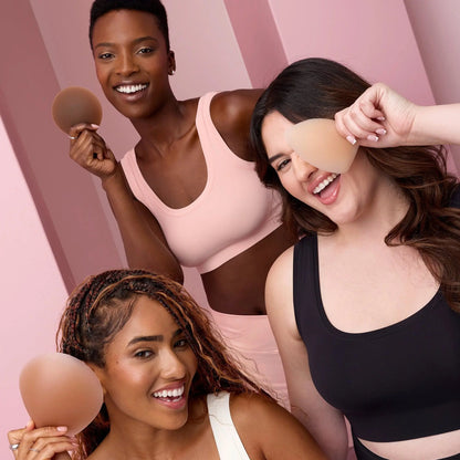 Round protector that adheres to the heat of the skin